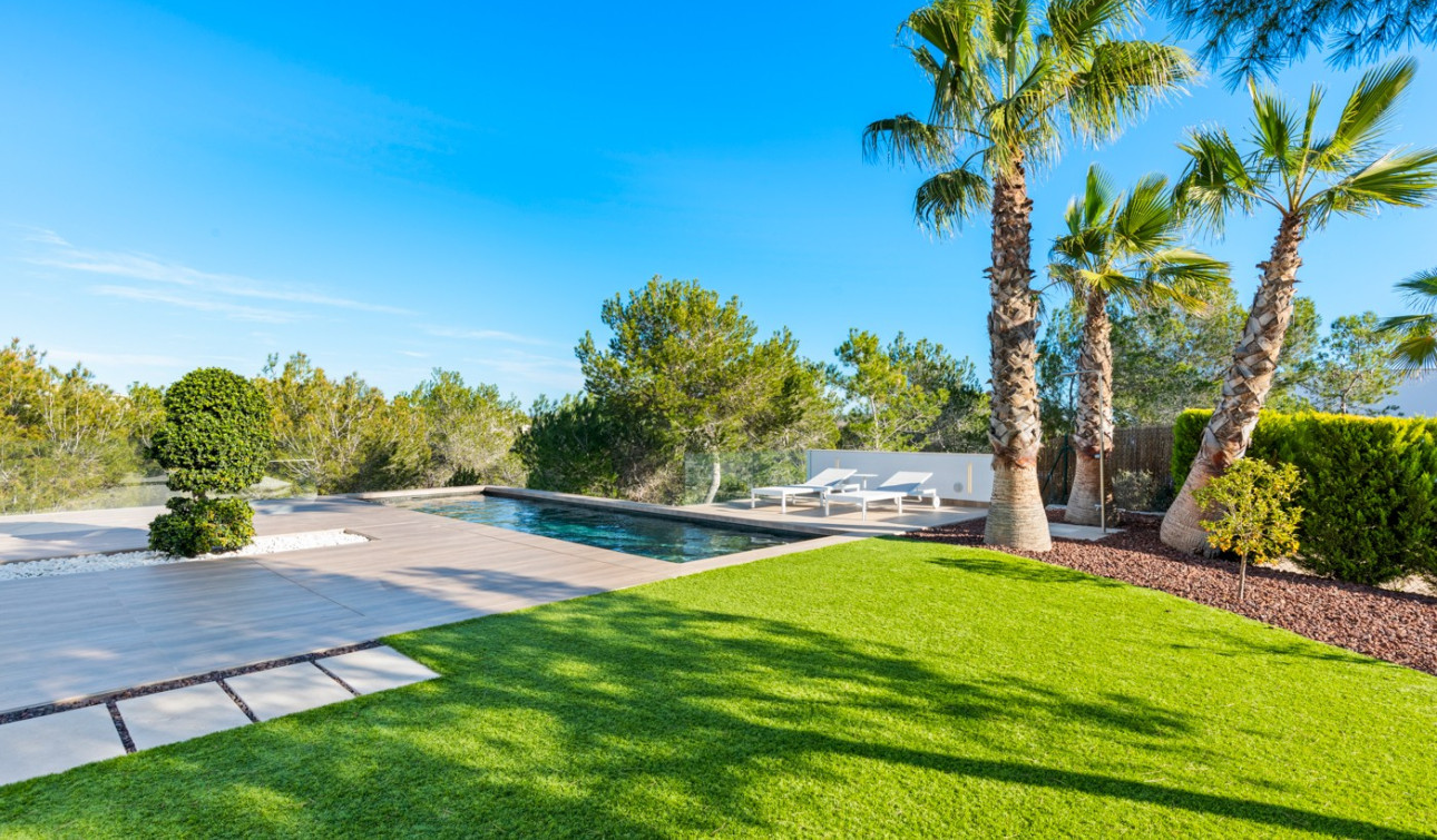 Resale - Detached Villa - San Miguel de Salinas - Las Colinas golf