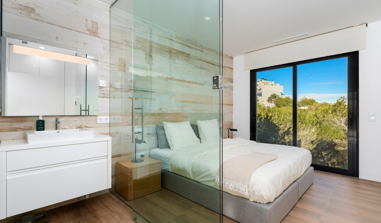 Resale - Detached Villa - San Miguel de Salinas - Las Colinas golf