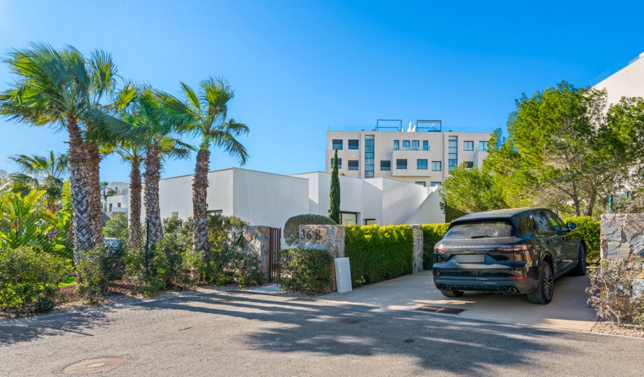 Resale - Detached Villa - San Miguel de Salinas - Las Colinas golf