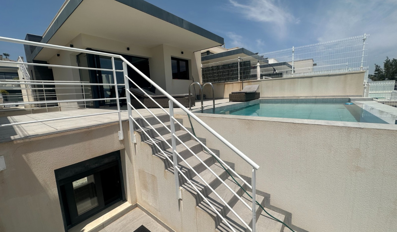 Resale - Detached Villa - San Miguel de Salinas - San Miguel Salinas
