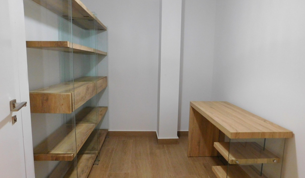 Resale - Detached Villa - San Miguel de Salinas