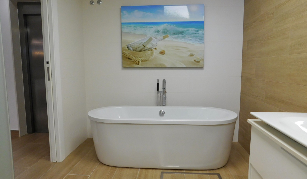 Resale - Detached Villa - San Miguel de Salinas