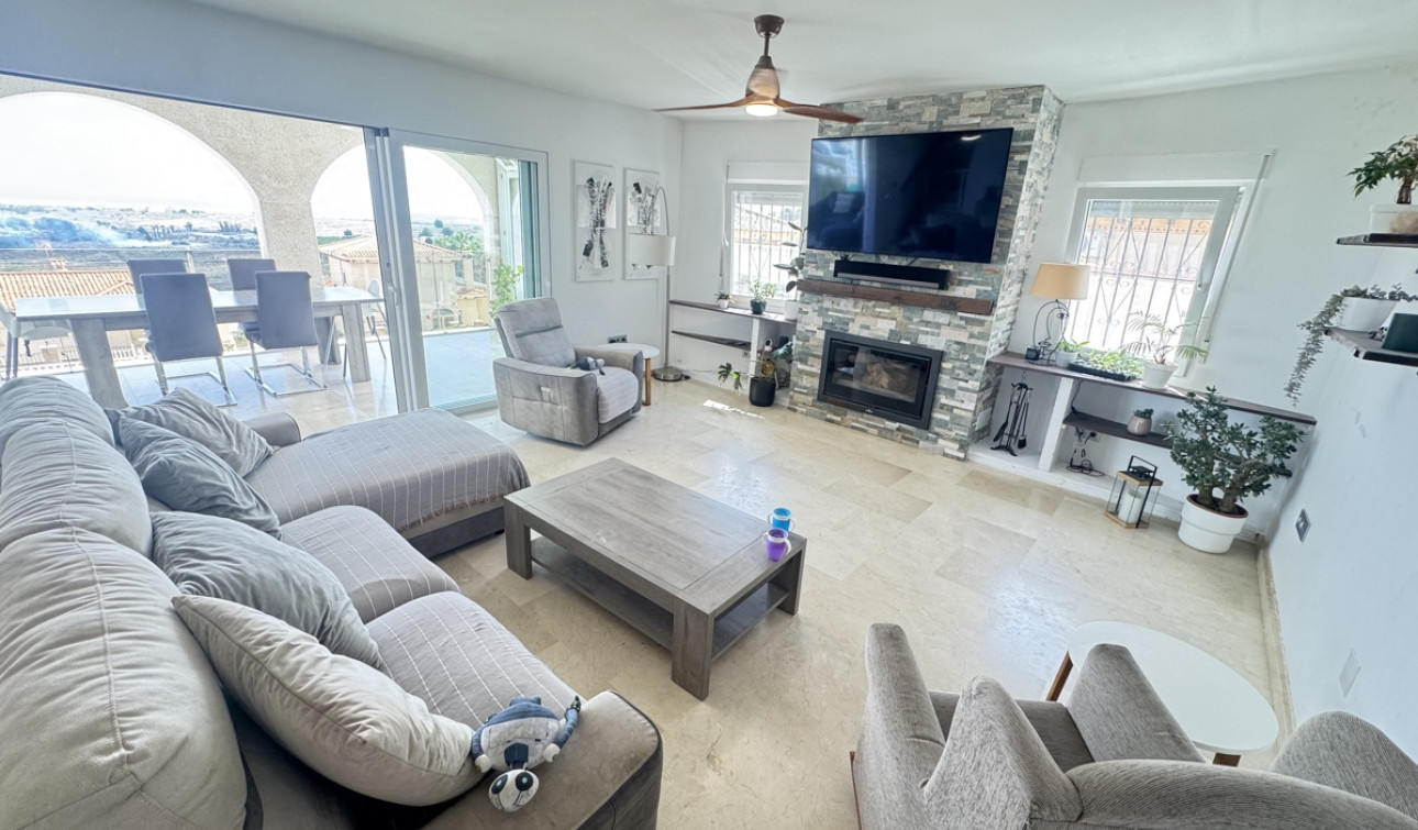 Resale - Detached Villa - San Miguel de Salinas