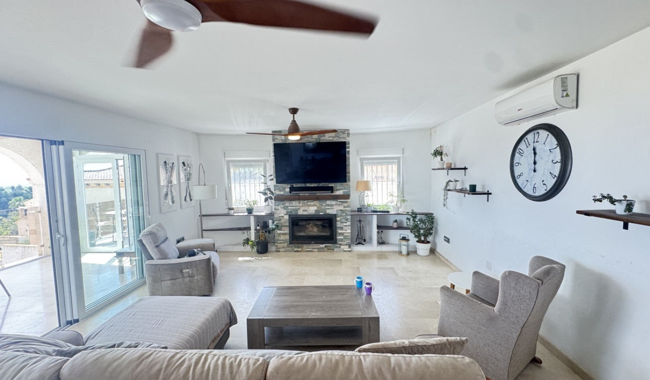 Resale - Detached Villa - San Miguel de Salinas