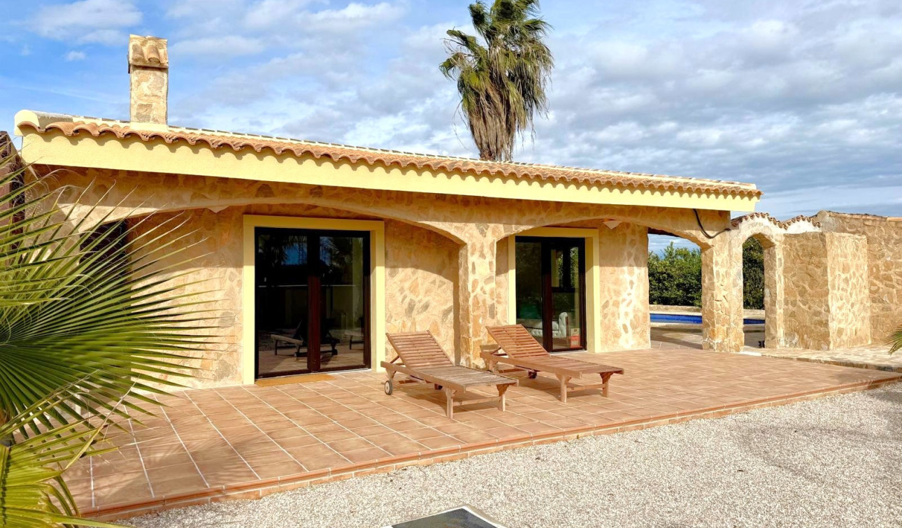Resale - Detached Villa - San Miguel de Salinas