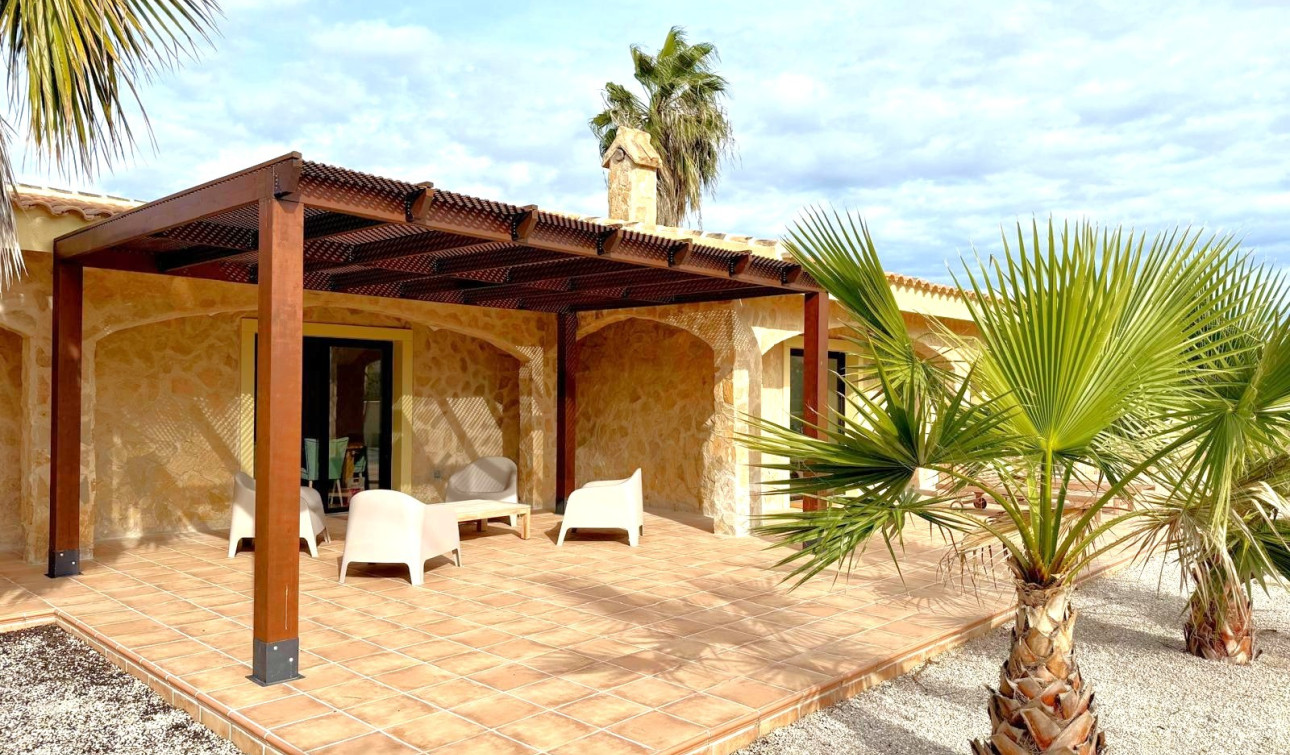 Resale - Detached Villa - San Miguel de Salinas