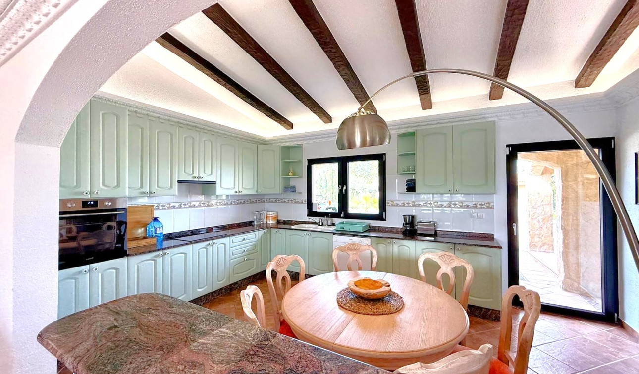 Resale - Detached Villa - San Miguel de Salinas