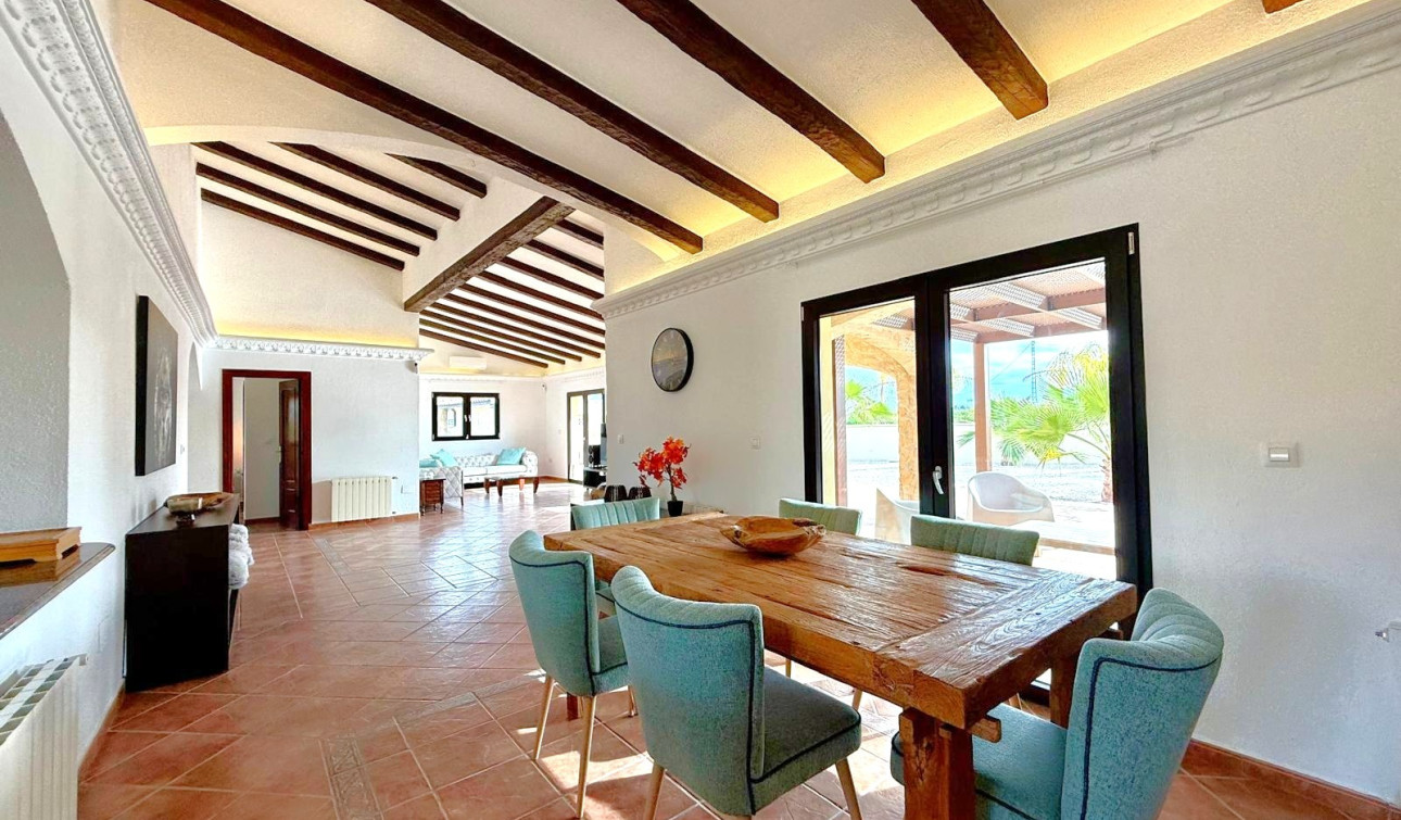 Resale - Detached Villa - San Miguel de Salinas