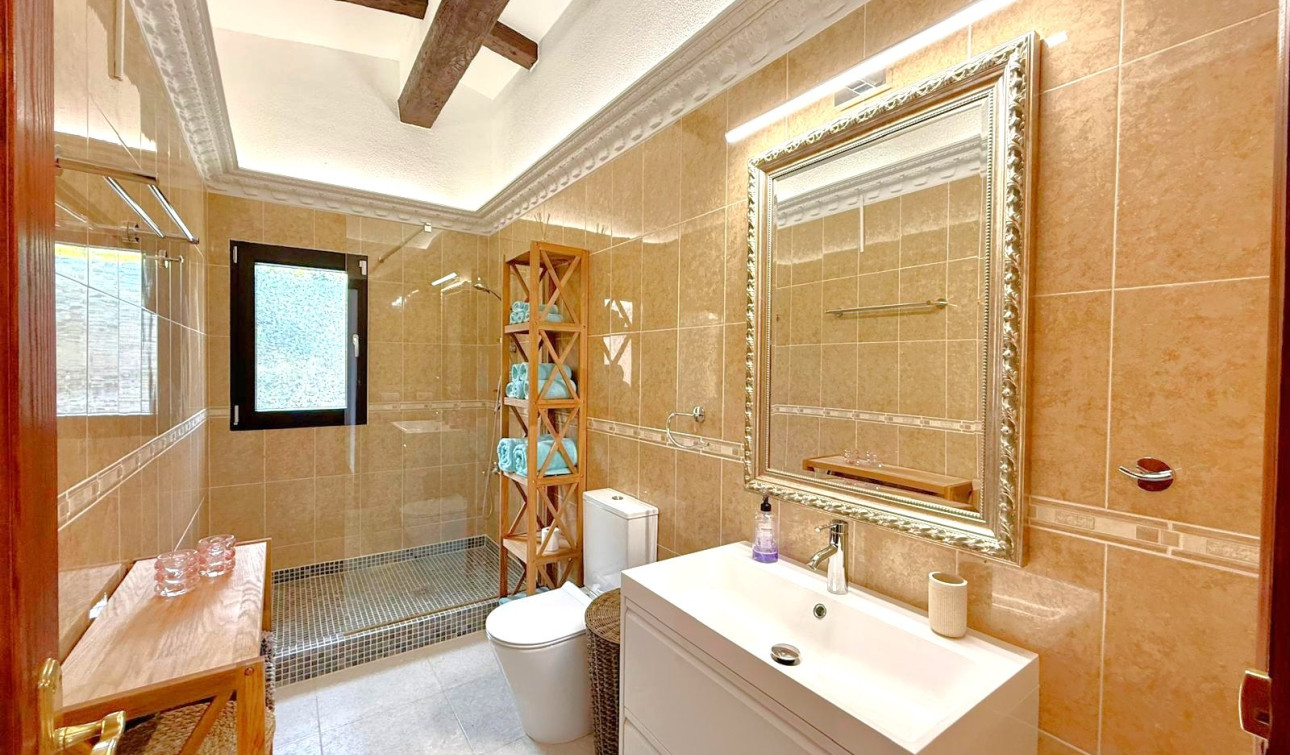 Resale - Detached Villa - San Miguel de Salinas