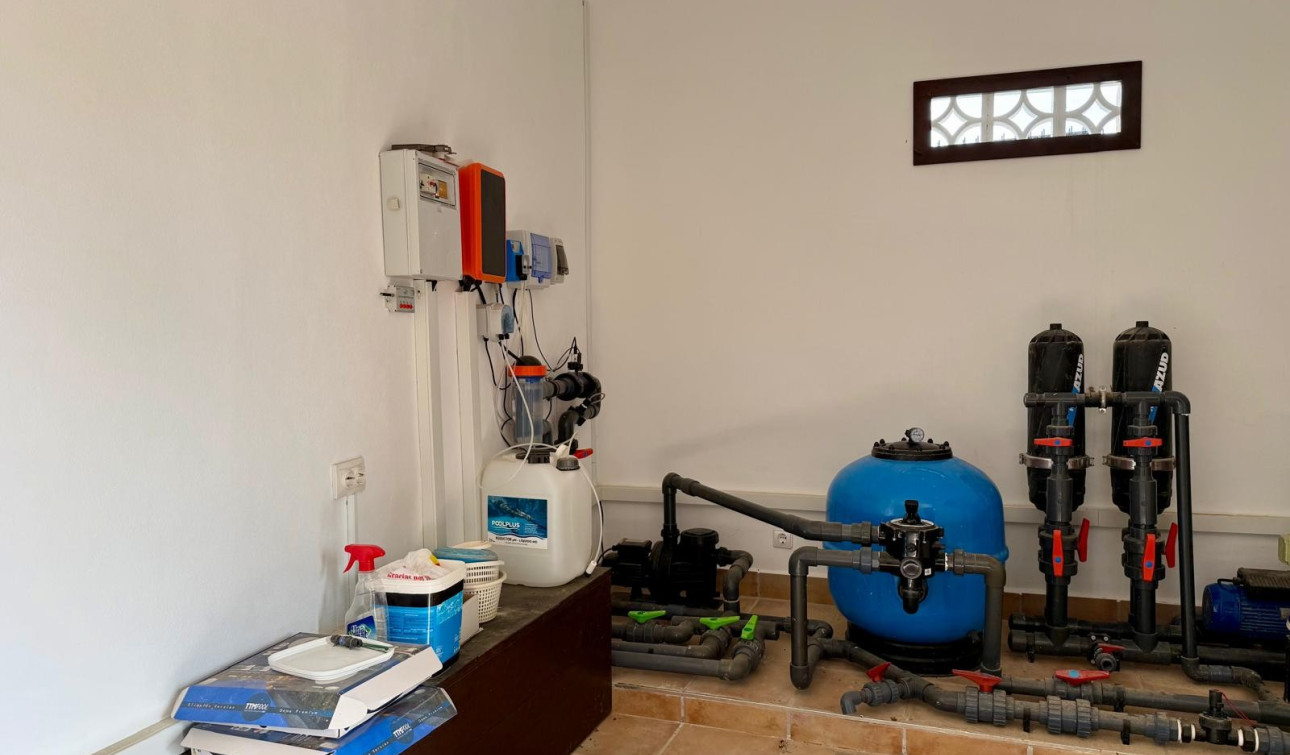 Resale - Detached Villa - San Miguel de Salinas