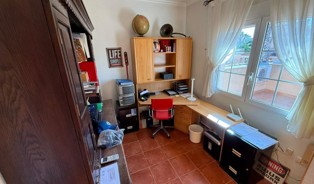 Resale - Detached Villa - San Miguel de Salinas