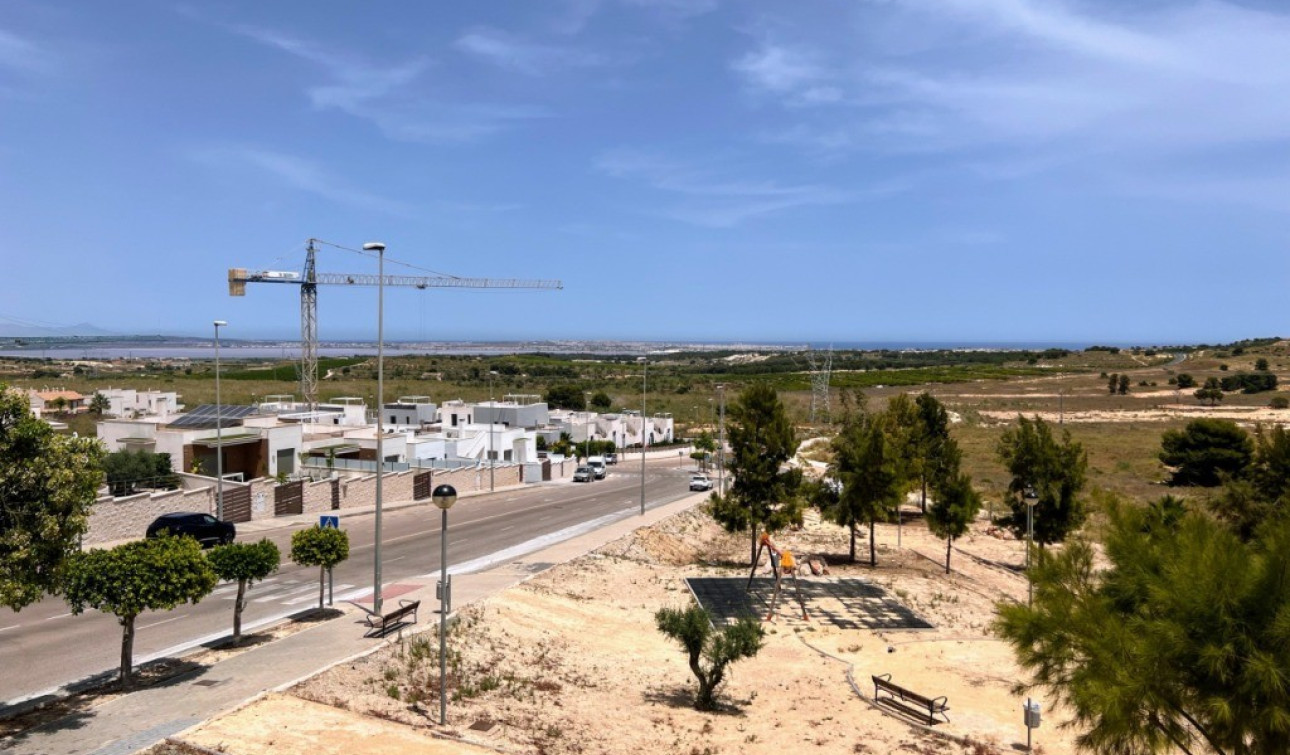 Resale - Detached Villa - San Miguel de Salinas