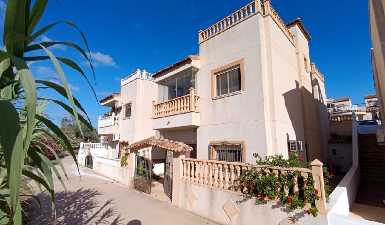 Resale - Detached Villa - San Miguel de Salinas