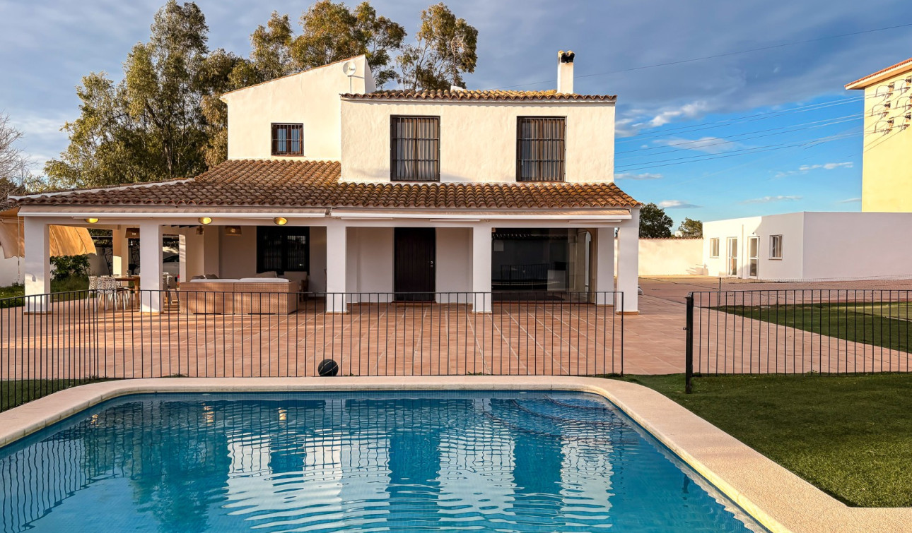 Resale - Detached Villa - Santa Pola - El Poble Llevanti