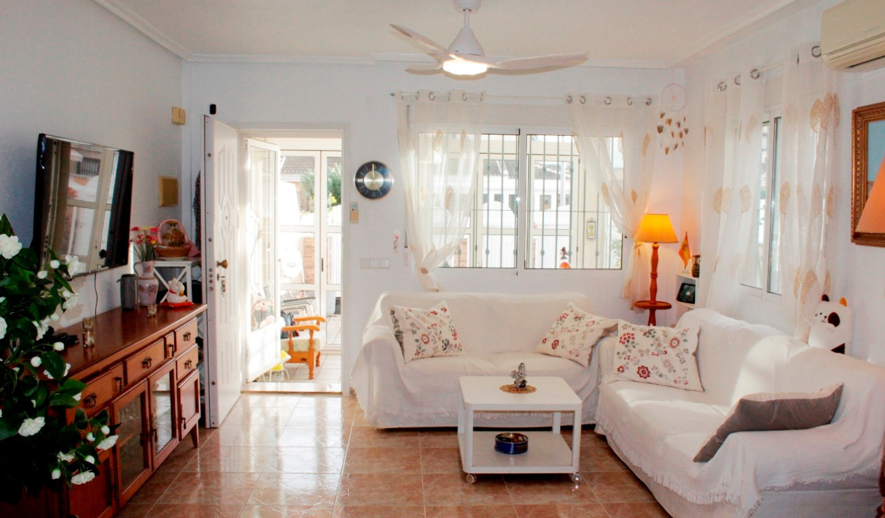 Resale - Detached Villa - Torre de la Horadada