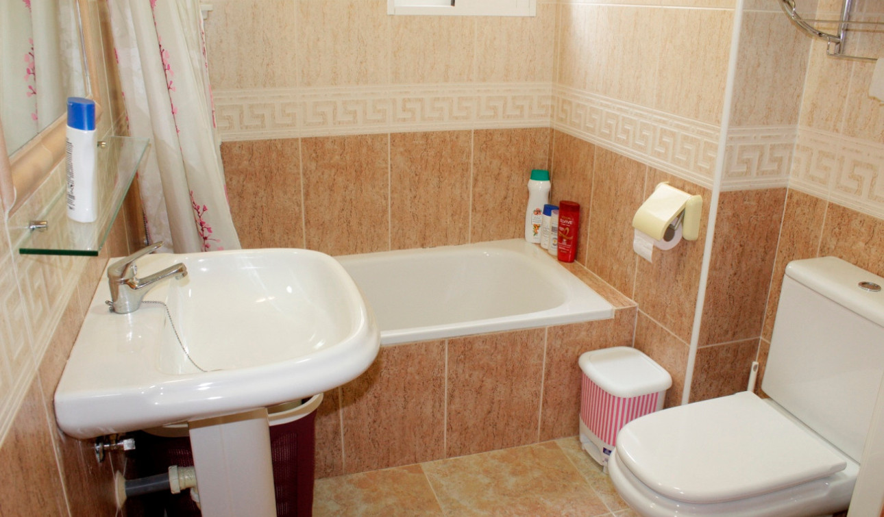 Resale - Detached Villa - Torre de la Horadada