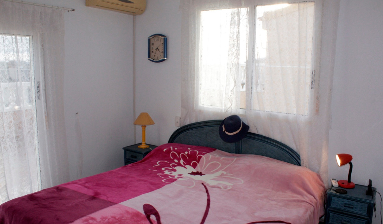 Resale - Detached Villa - Torre de la Horadada