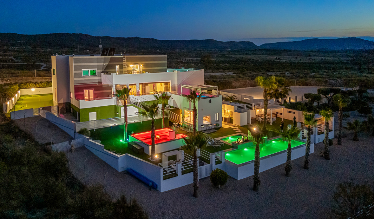 Resale - Detached Villa - Torremendo