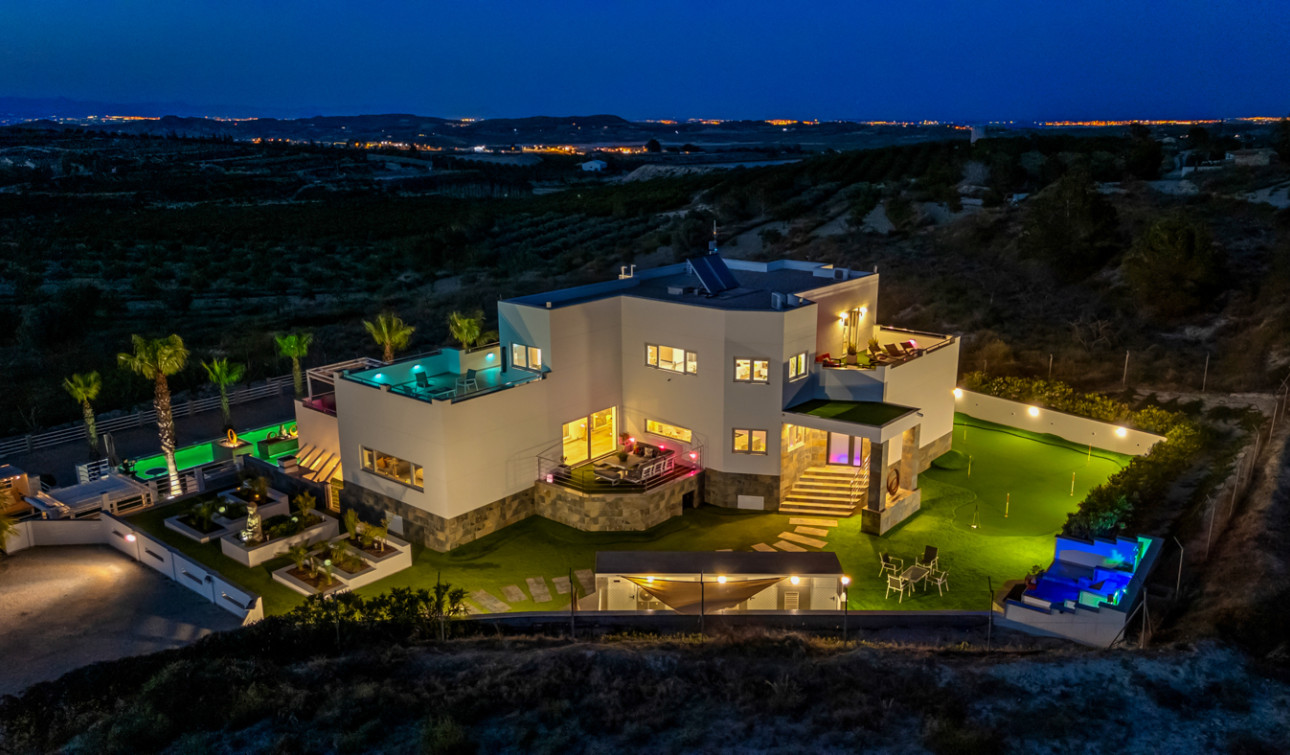 Resale - Detached Villa - Torremendo