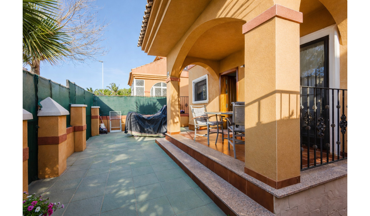 Resale - Detached Villa - Torrevieja - Aguas Nuevas