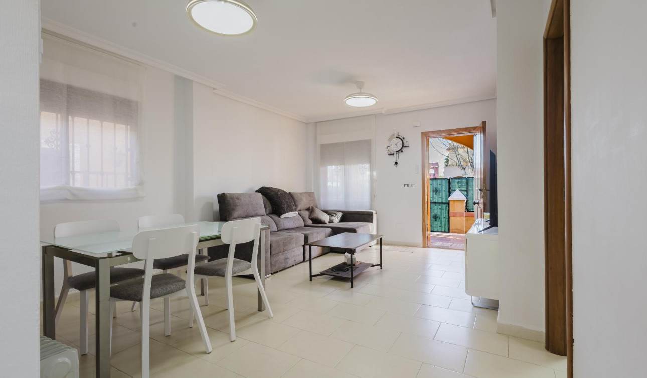 Resale - Detached Villa - Torrevieja - Aguas Nuevas