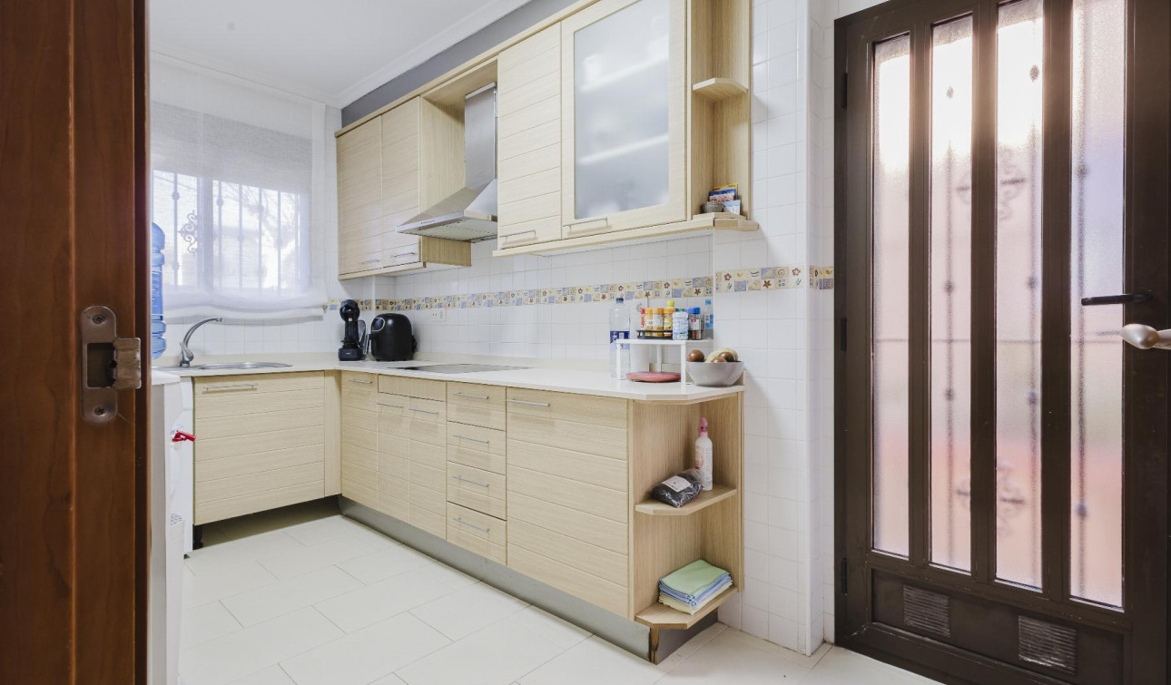 Resale - Detached Villa - Torrevieja - Aguas Nuevas