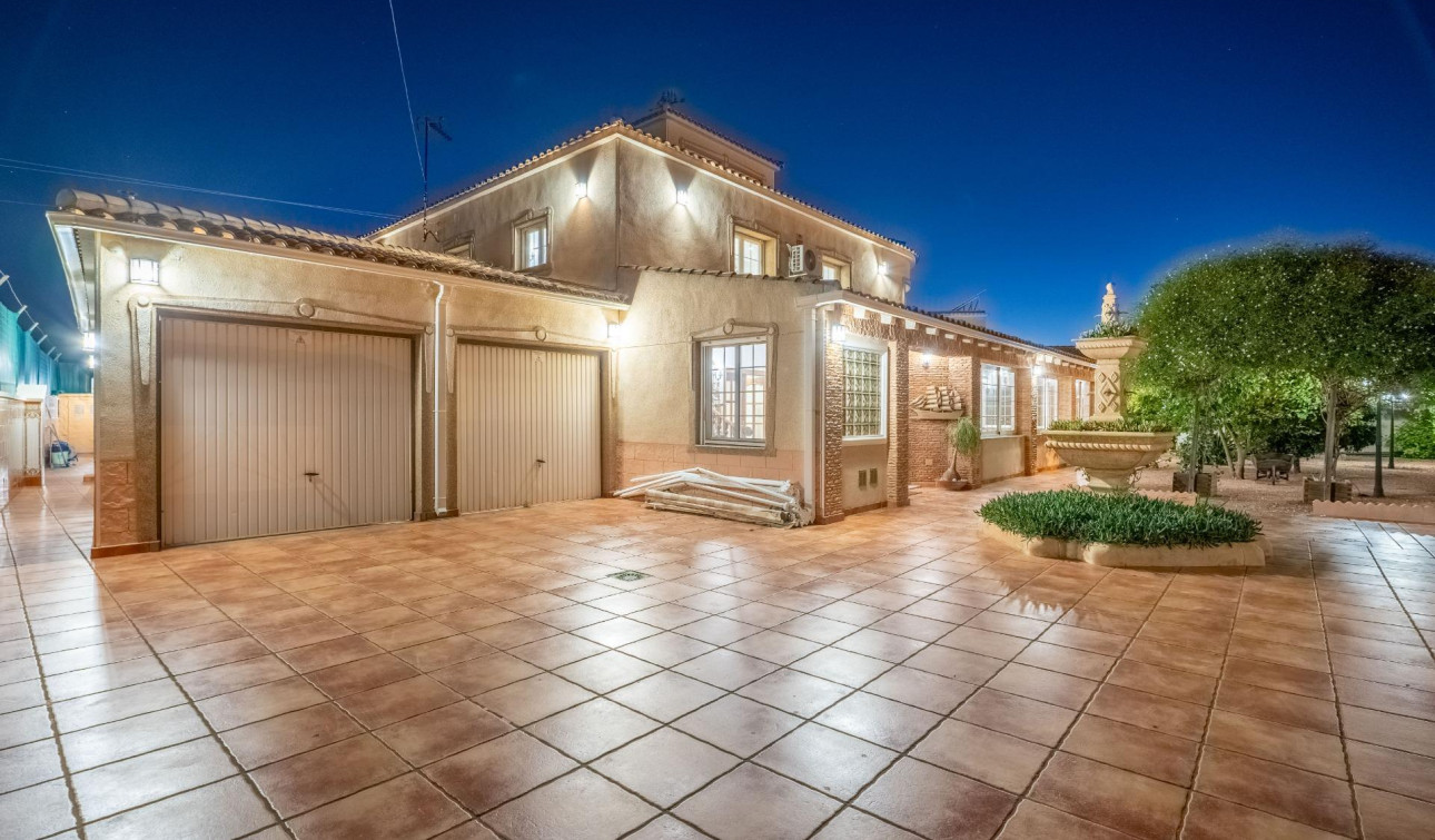 Resale - Detached Villa - Torrevieja - El chaparral
