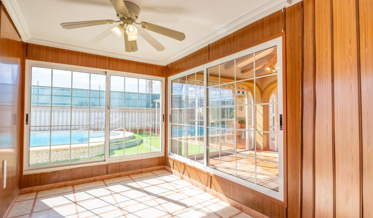 Resale - Detached Villa - Torrevieja - El chaparral