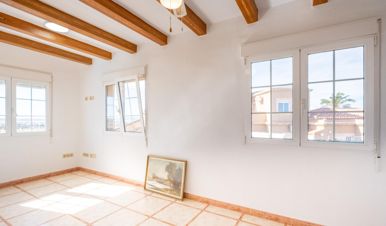 Resale - Detached Villa - Torrevieja - El chaparral