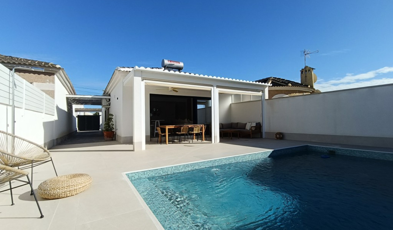 Resale - Detached Villa - Torrevieja - El Chaparral