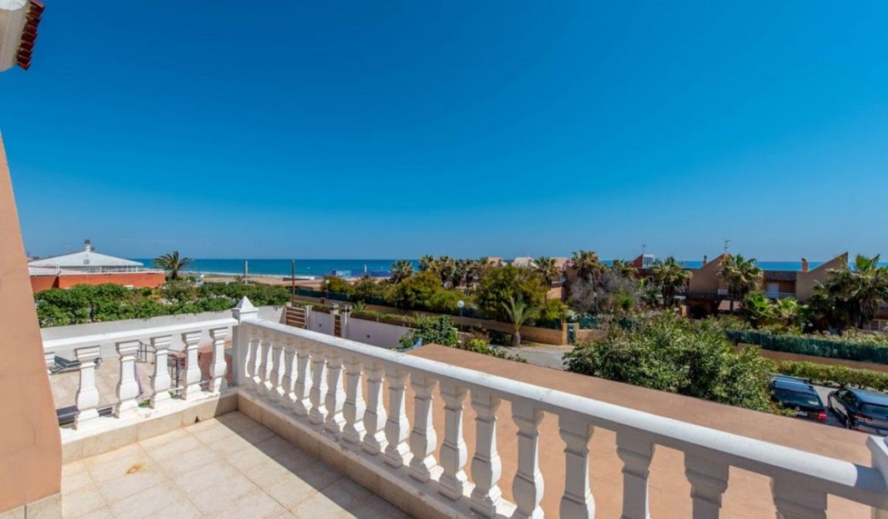 Resale - Detached Villa - Torrevieja - La Mata