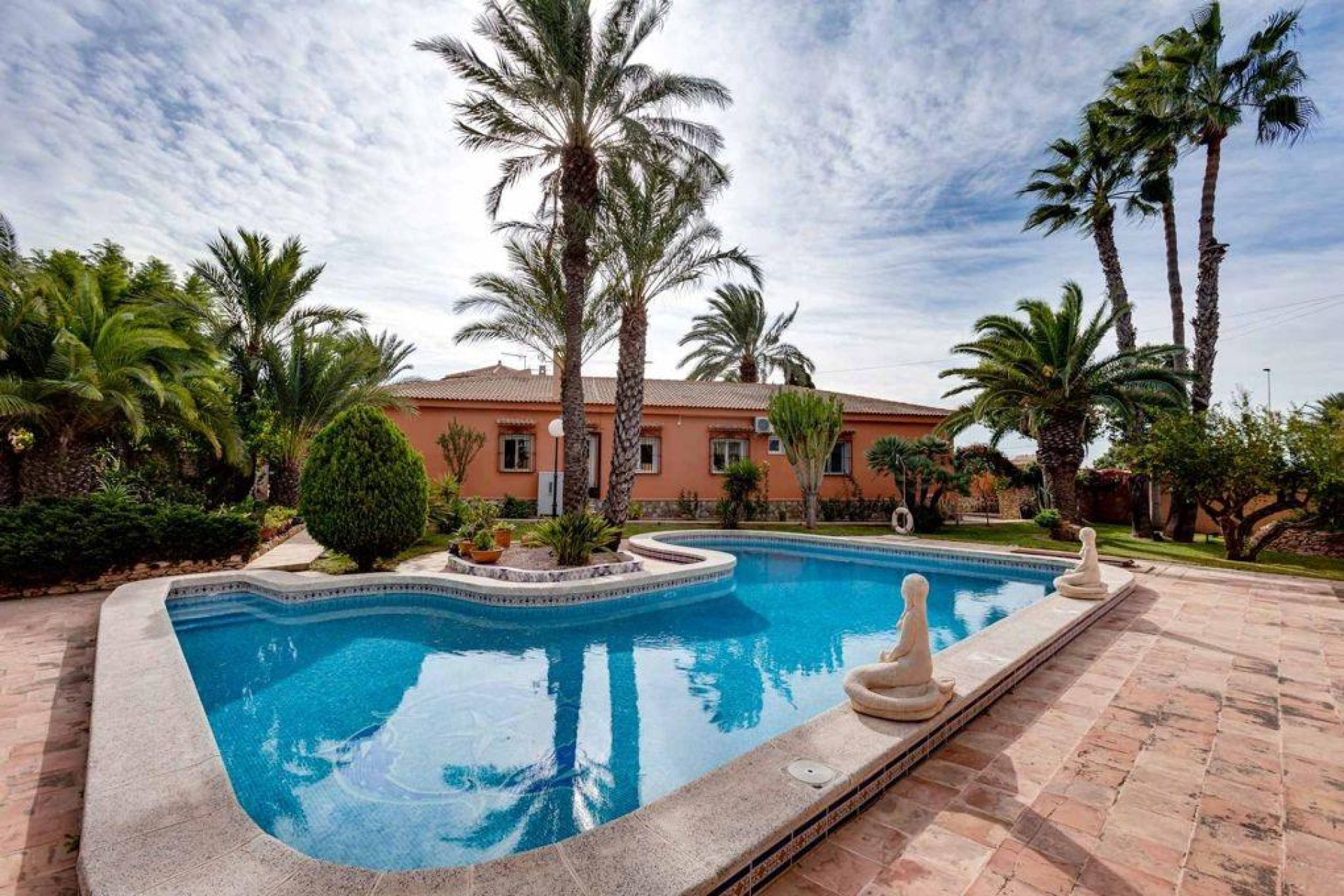 Resale - Detached Villa - Torrevieja - La Siesta - El Salado - Torreta