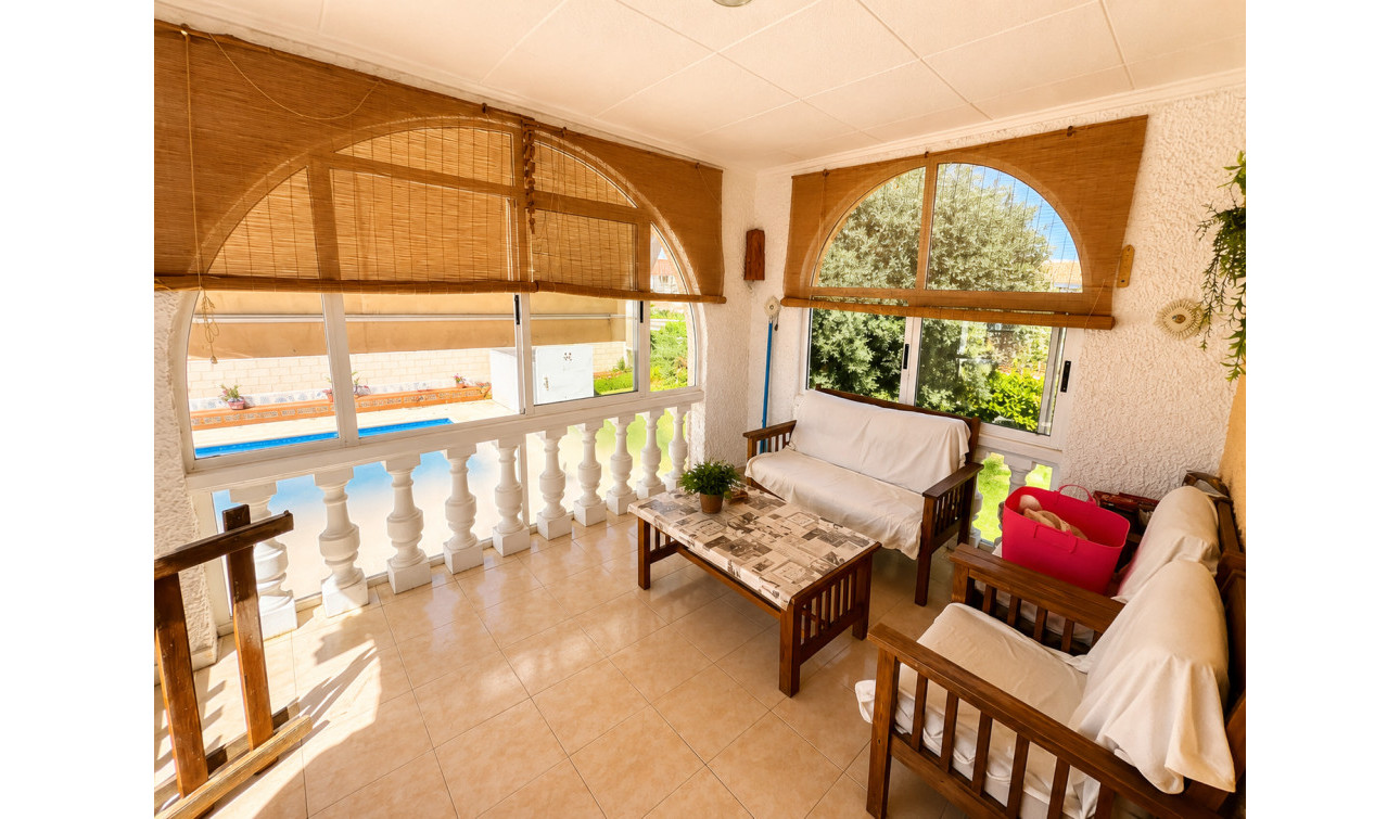 Resale - Detached Villa - Torrevieja - La Siesta