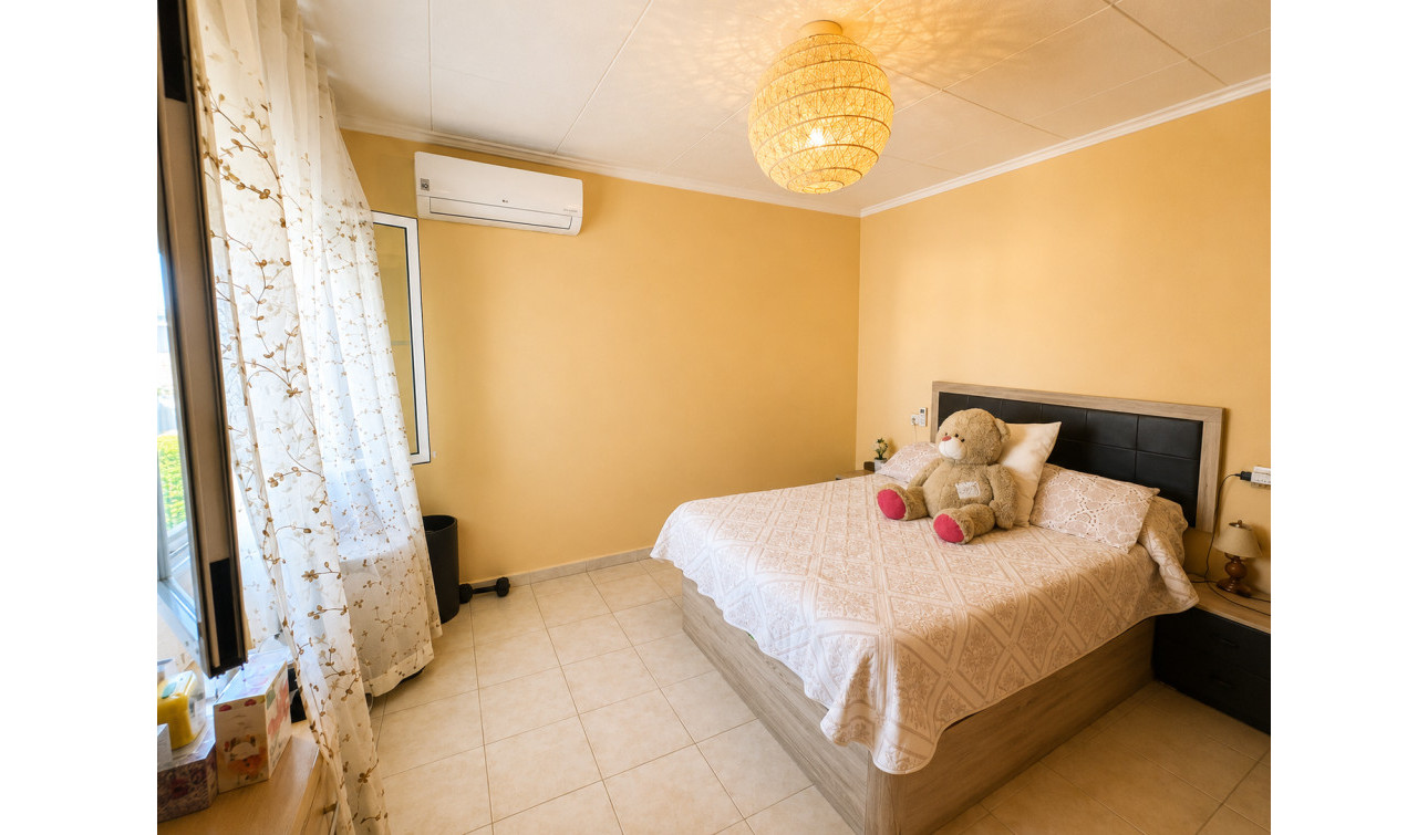 Resale - Detached Villa - Torrevieja - La Siesta
