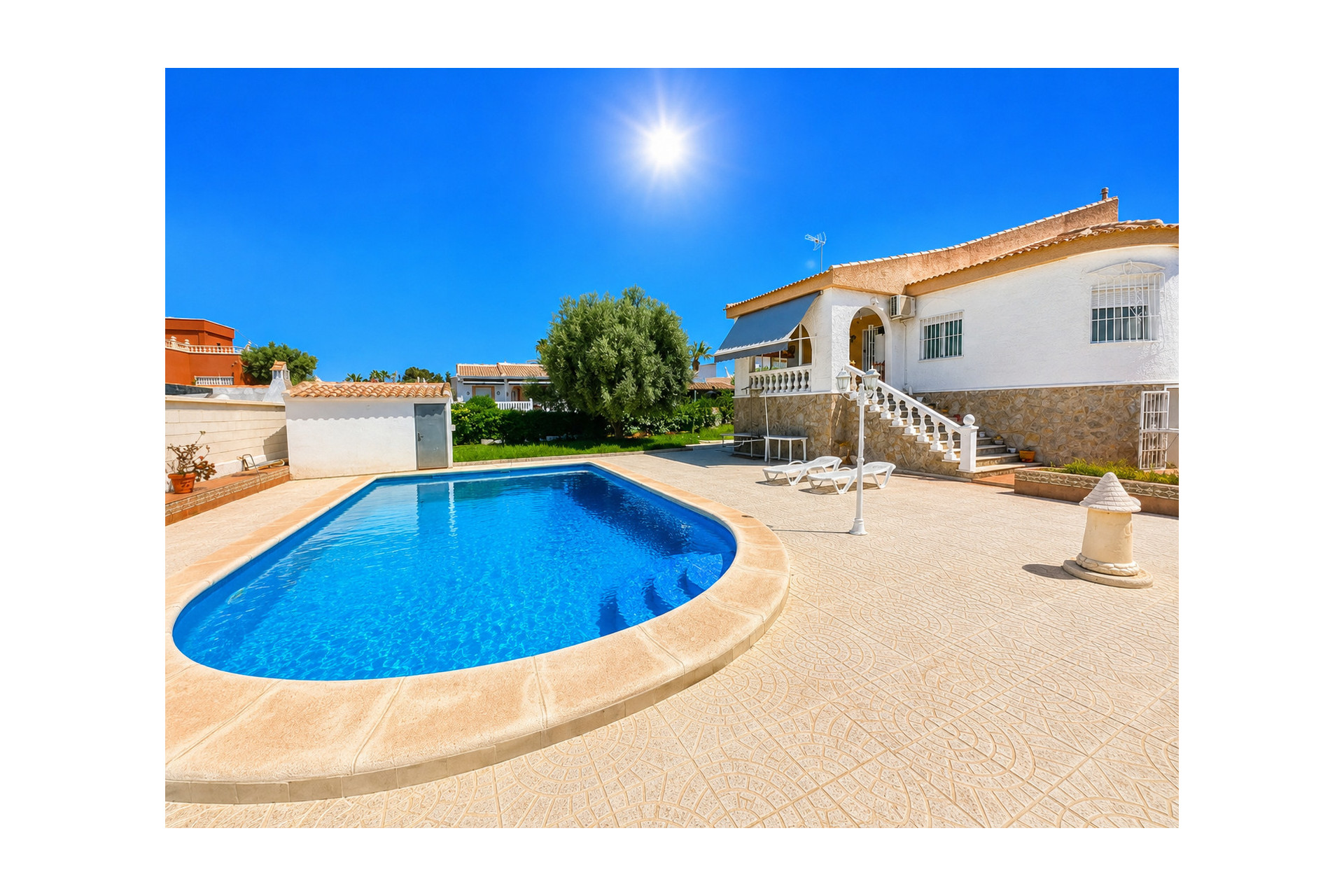 Resale - Detached Villa - Torrevieja - La Siesta