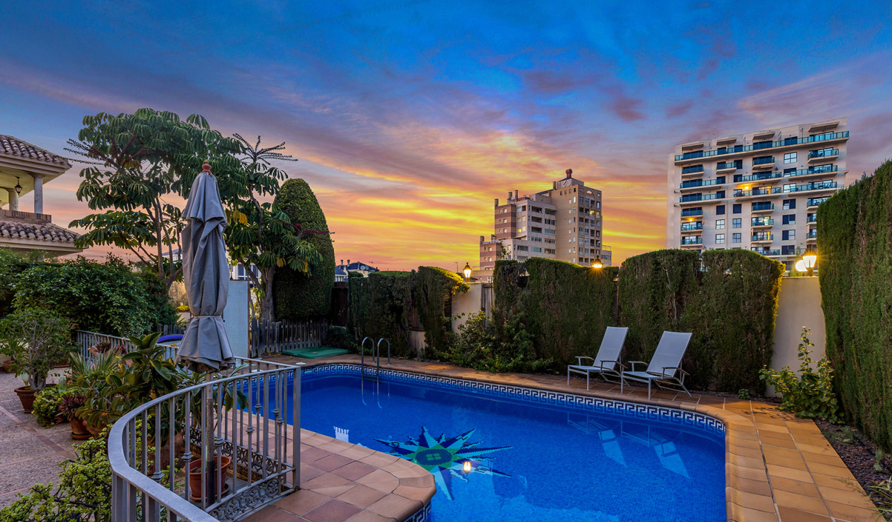 Resale - Detached Villa - Torrevieja - La Veleta