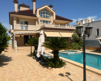 Resale - Detached Villa - Torrevieja - La Veleta