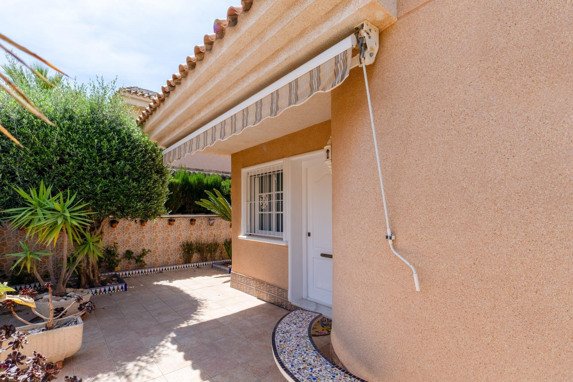 Resale - Detached Villa - Torrevieja - Los Balcones - Los Altos del Edén