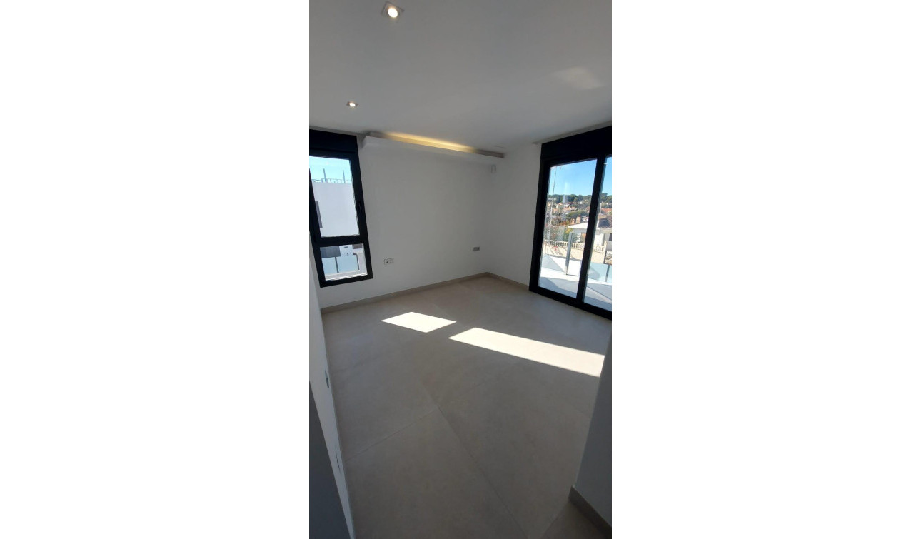 Resale - Detached Villa - Torrevieja - Los Balcones