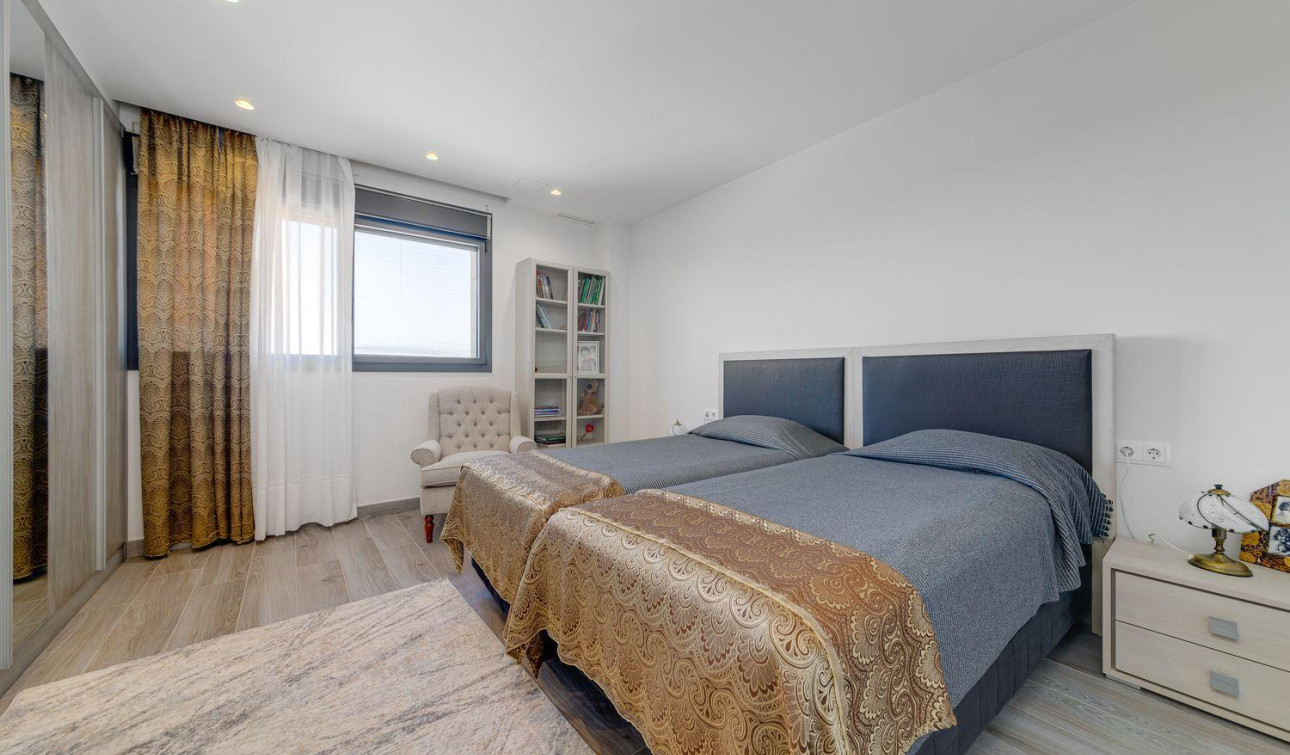 Resale - Detached Villa - Torrevieja - Los Balcones