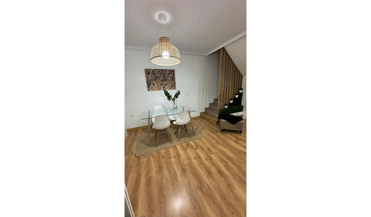 Resale - Detached Villa - Torrevieja - PLAYA FLAMENCA