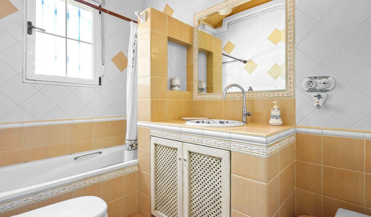 Resale - Detached Villa - Torrevieja - Torrelamata - La Mata