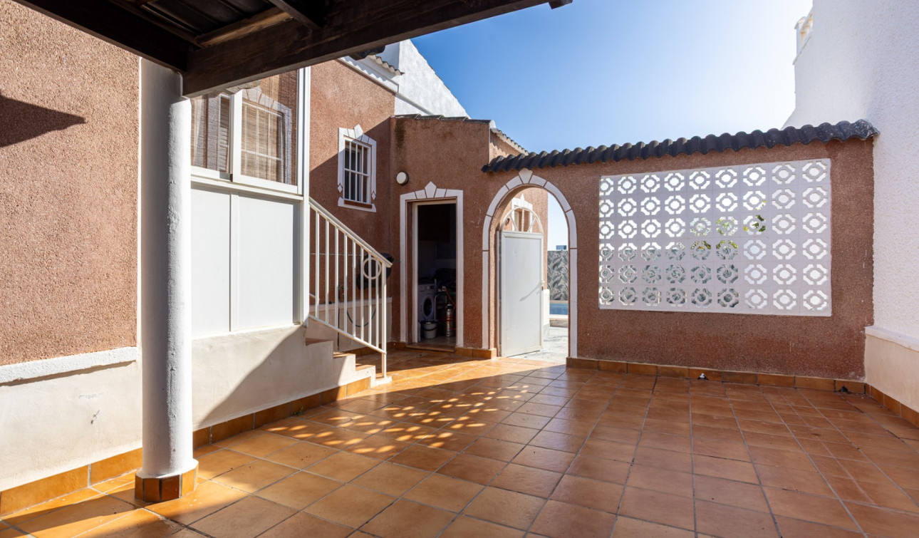 Resale - Detached Villa - Torrevieja - Urbanización San Luis