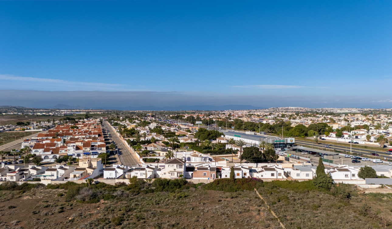 Resale - Detached Villa - Torrevieja - Urbanización San Luis