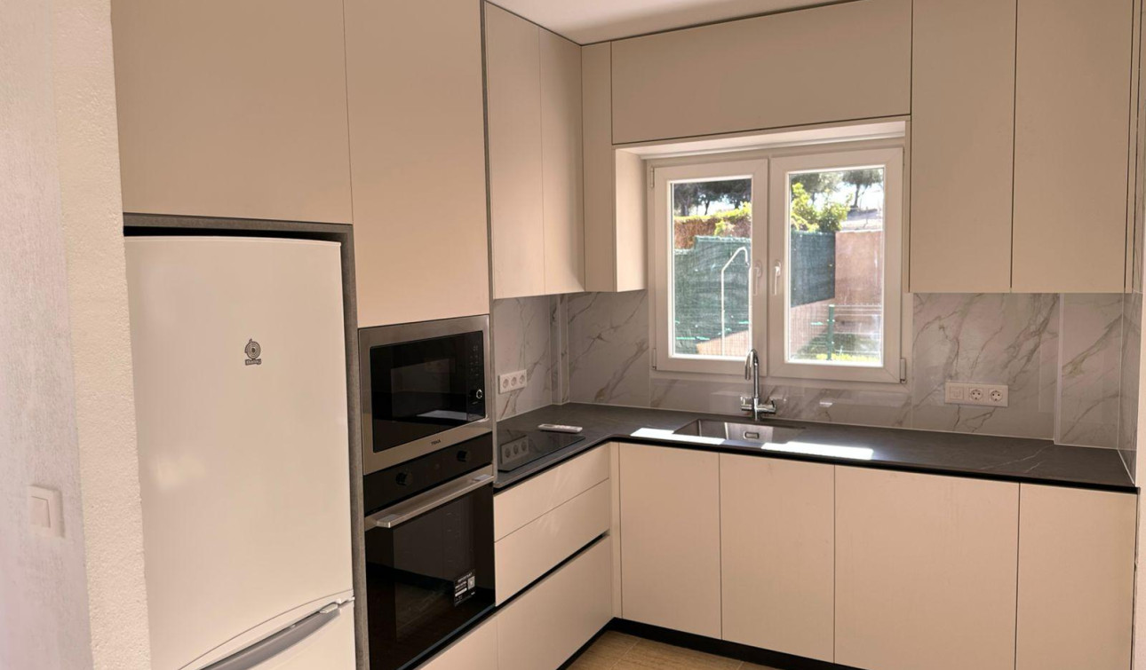 Resale - Detached Villa - Torrevieja - VILLAMARTIN