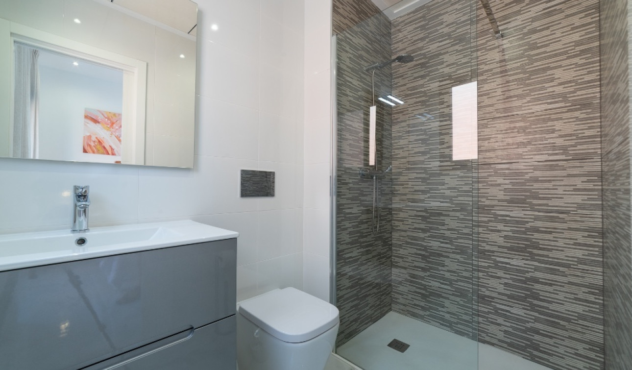 Resale - Detached Villa - Torrevieja