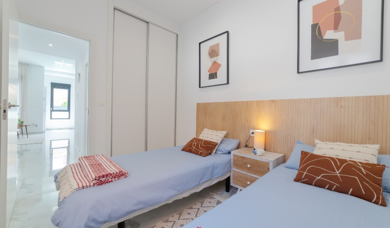 Resale - Detached Villa - Torrevieja