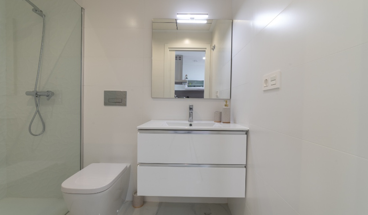 Resale - Detached Villa - Torrevieja