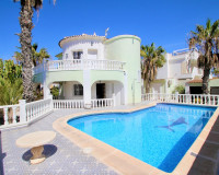 Resale - Detached Villa - Villamartín - Avenida Las Brisas