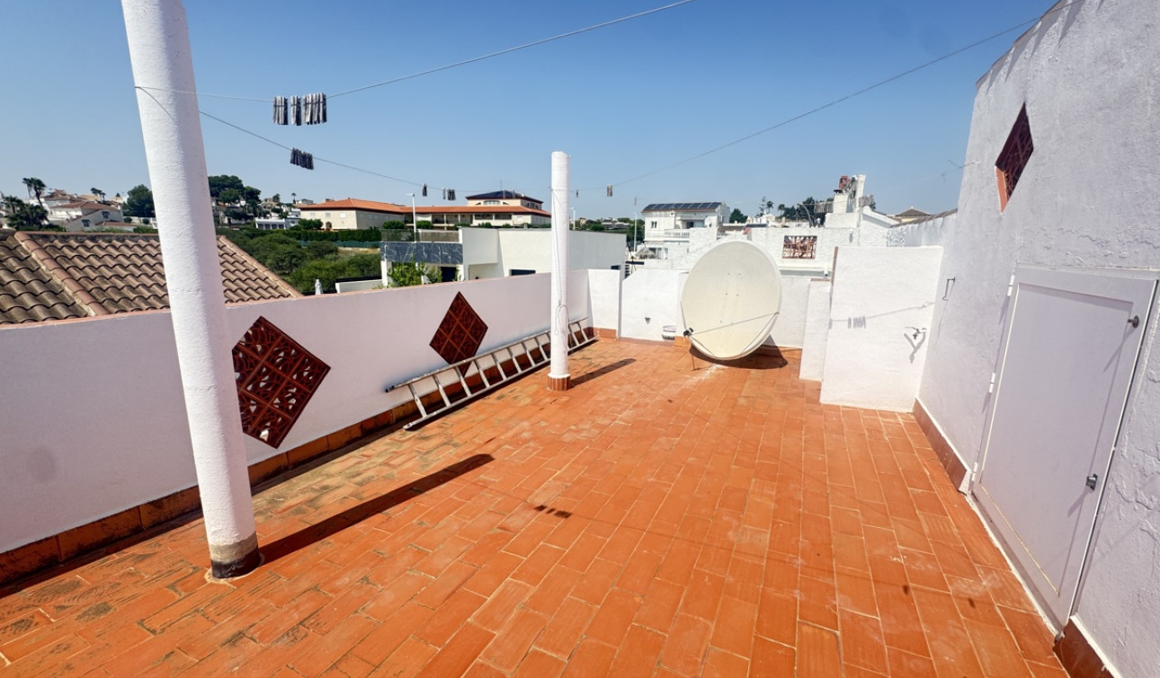 Resale - Detached Villa - Villamartín - Eagles Nest